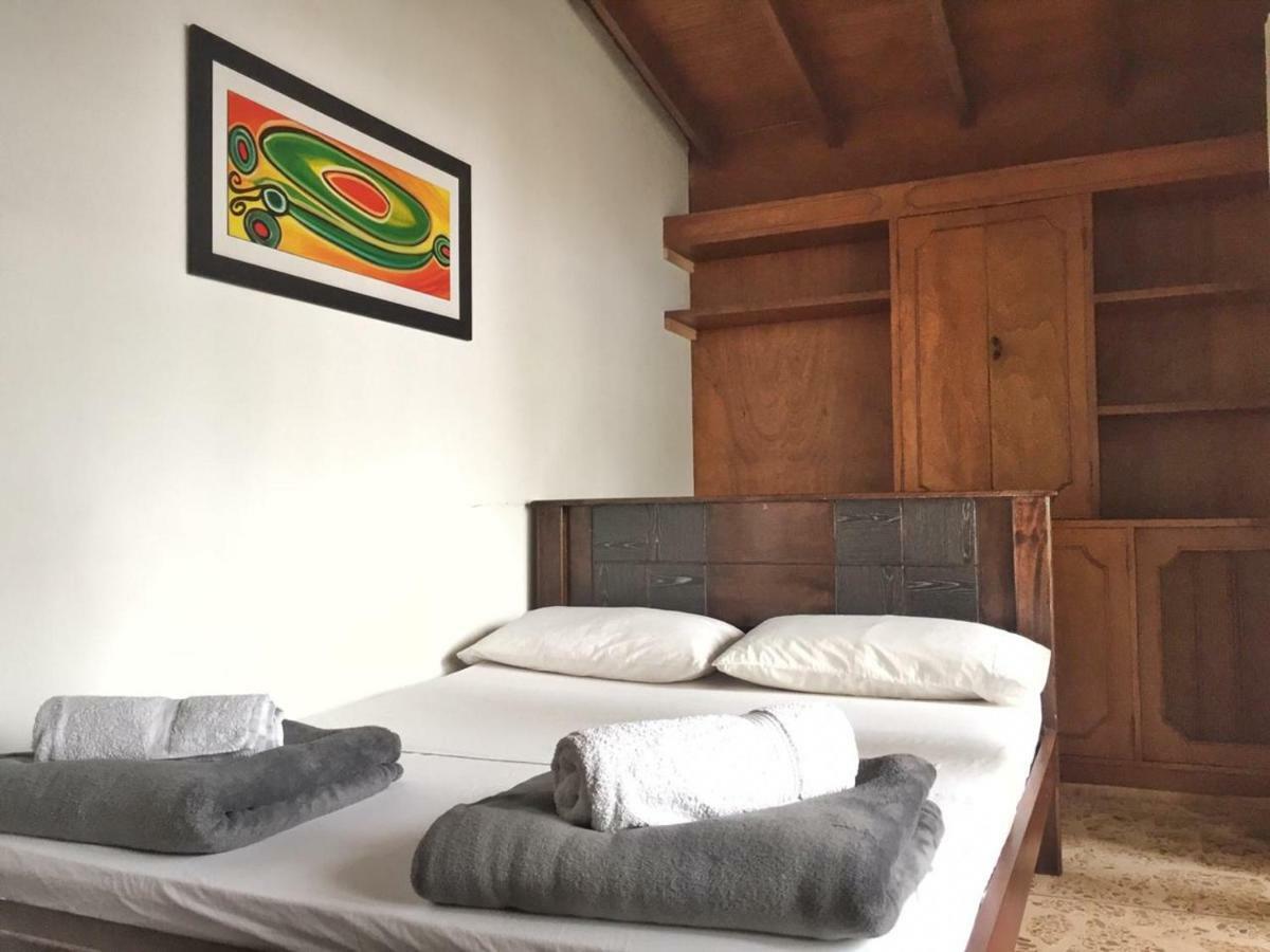 Ivy Hostel Medellín Dış mekan fotoğraf